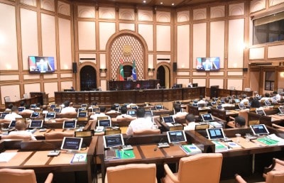 Maldives Majlis session #savemaldives (400)