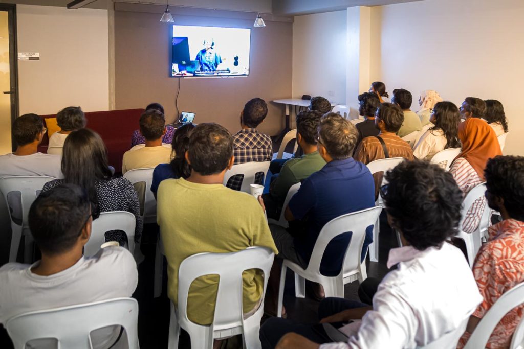 SaveMaldives save the sharks video screening